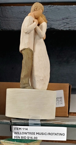 Willowtree music, rotating figures