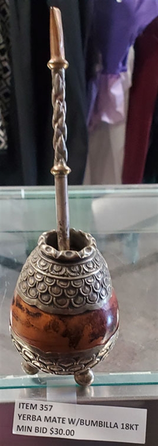 Yerba mate with bumbilla