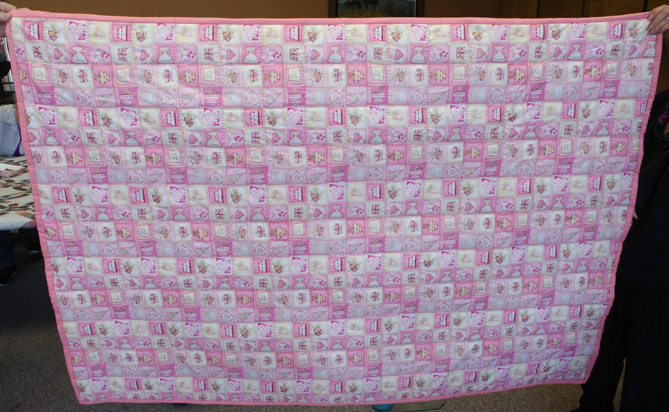 Crib size quilt